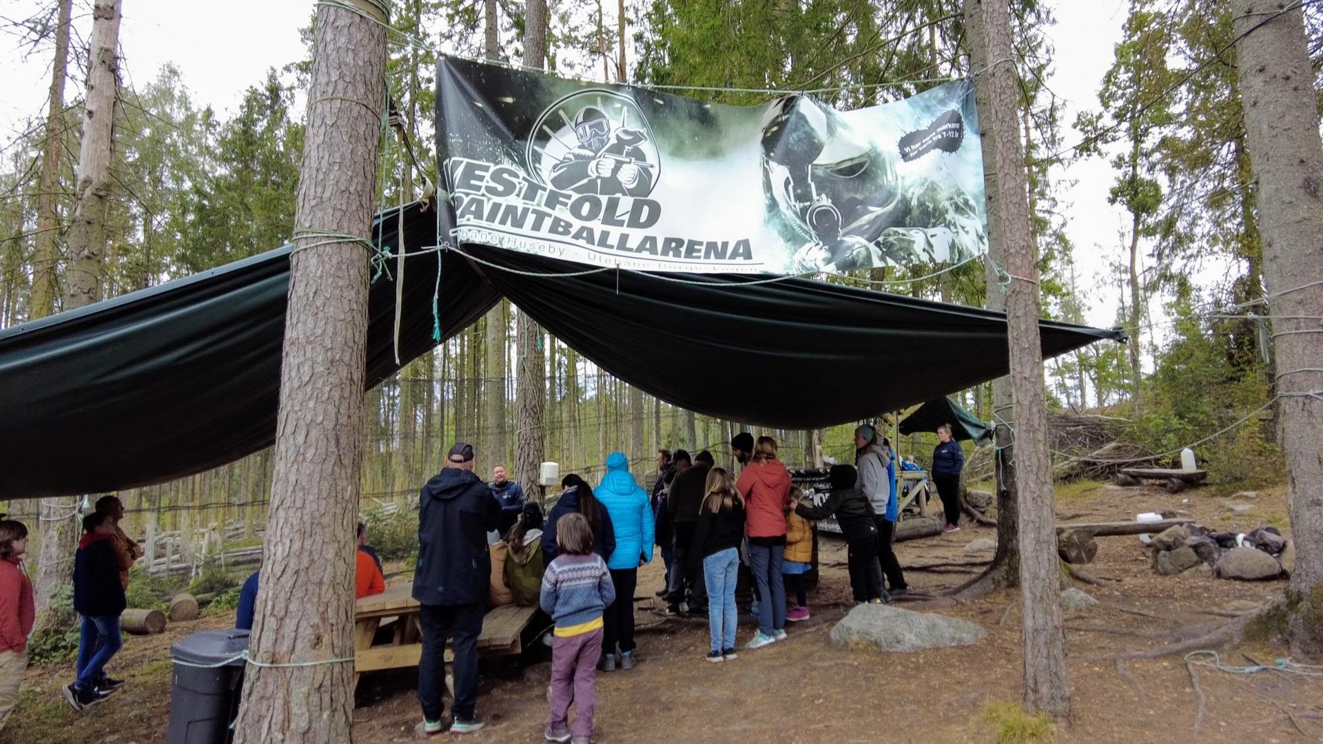 Veteranpaintball og leirdueskyting!